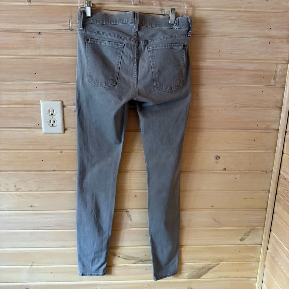 EUC 7 For All Mankind Women’s Grey Stretch Skinny Jeans – Size 30 - Picture 3 of 4